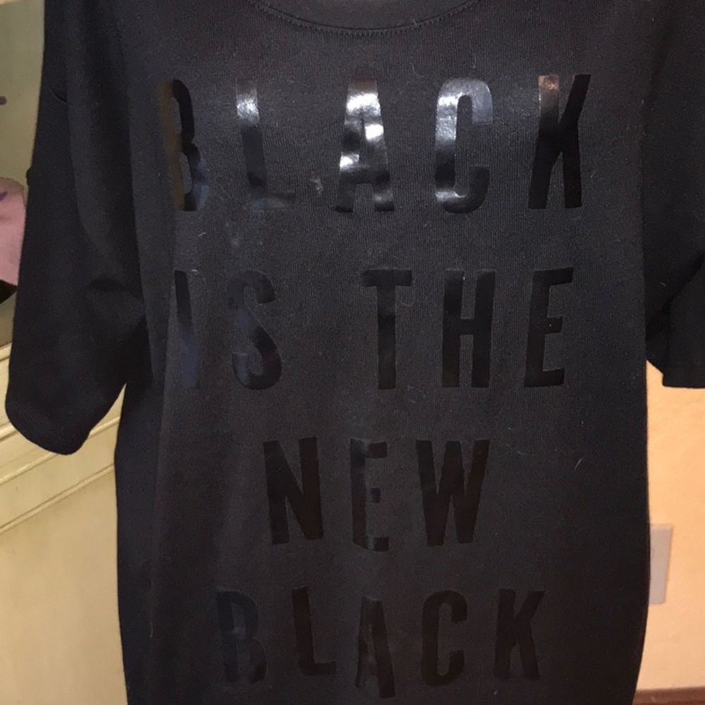 Old Navy T-shirt